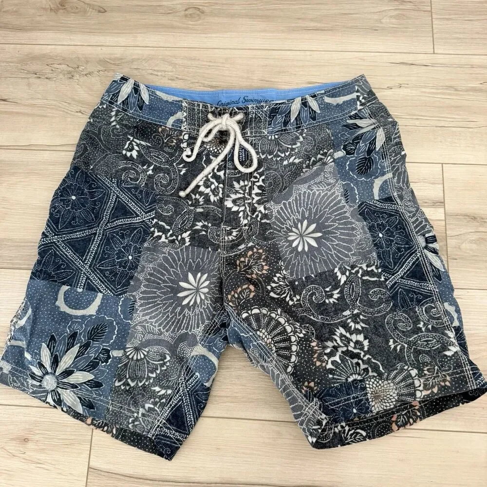 J.Crew Shorts Mens 30 Blue White Hawaiian Floral Patchwork Board Swim Trunks